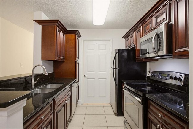 Foto del edificio - 6212 Santa Fe Pkwy