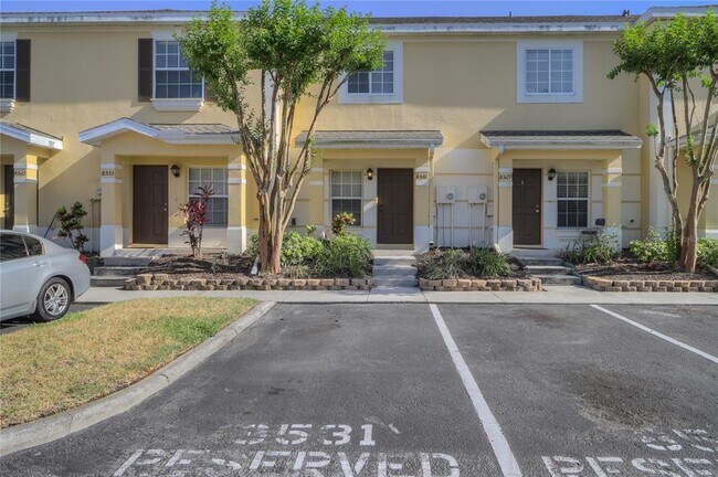 Foto del edificio - 8531 Trail Wind Dr