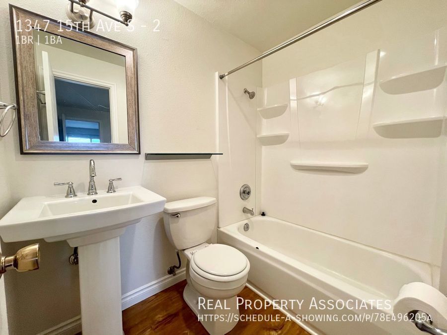 Foto del edificio - 1347 15th Ave S