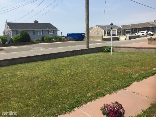 Foto del edificio - 3 br, 3 bath House - 15 Belair Manor