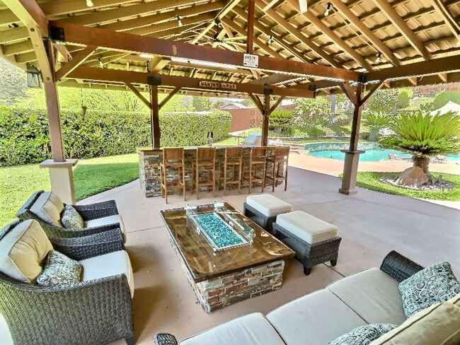 Foto del edificio - 17080 Harvest Point Way