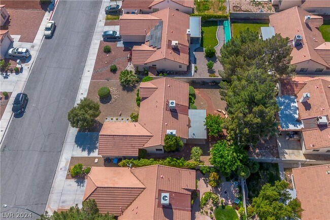 Foto del edificio - 6428 Chippindale Ln