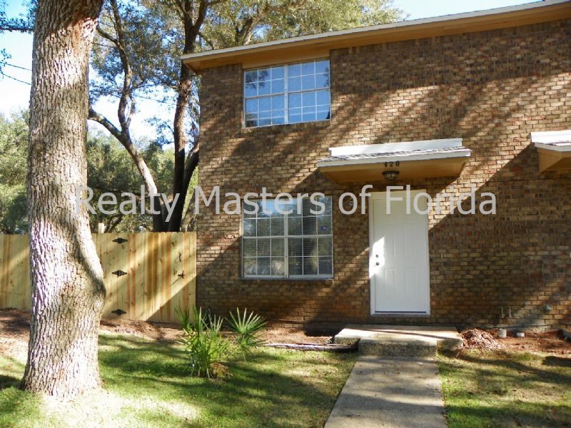 Primary Photo - 420 Waycross Ave