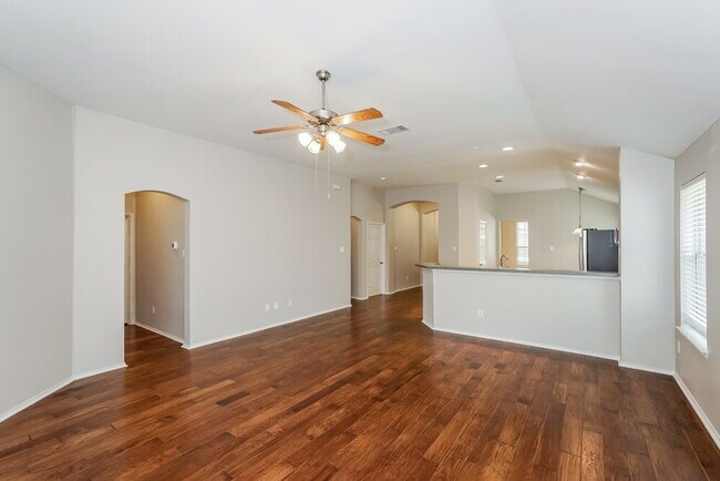 Foto del edificio - 7617 Rainbow Creek Dr