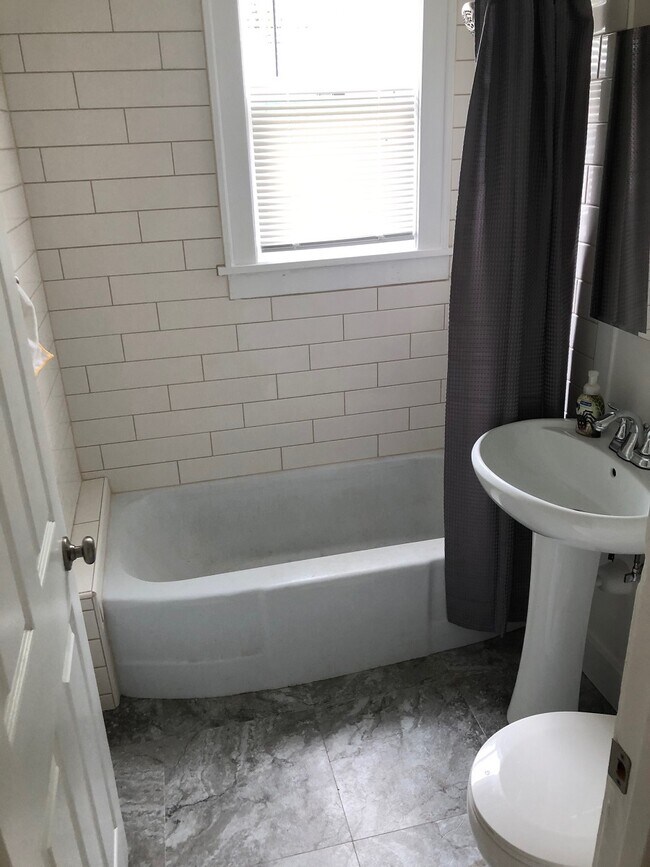 Foto del edificio - 694 6th St E