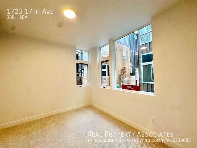 Building Photo - 1723 17th Ave