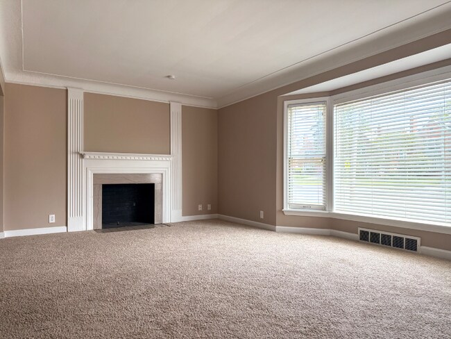Foto del edificio - 13537 Cedar Rd