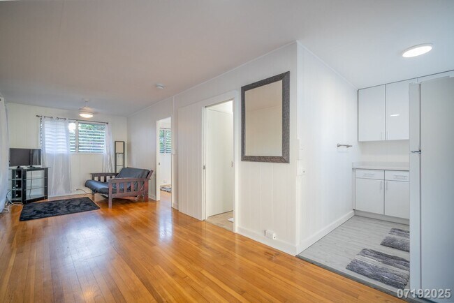 Foto del edificio - Renovated 1br Upgraded Cottage, Utils Incl...