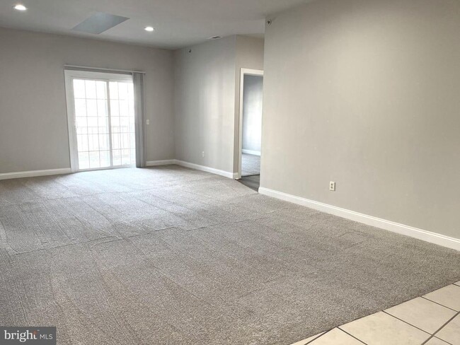 Building Photo - 1324 West Chester Pike