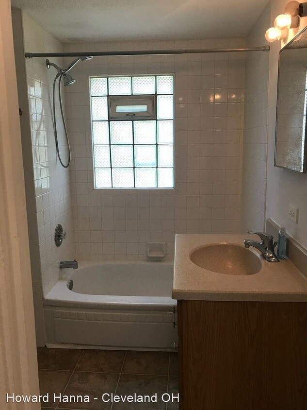 Building Photo - 2 br, 1 bath House - 3123 Walter Rd.