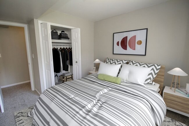 Interior Photo - Heritage Park East