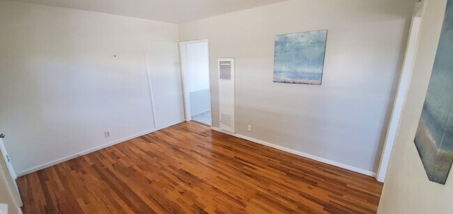 Building Photo - 4377 Lyceum Ave