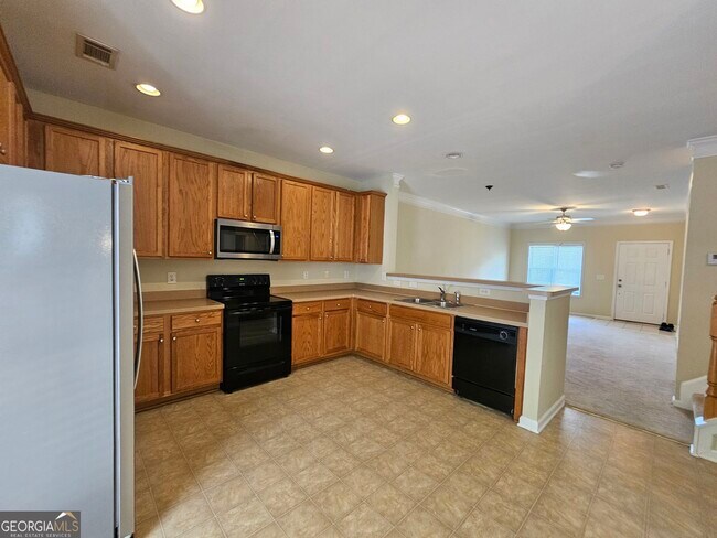 Foto del edificio - 3196 Cedar Glade Ln NE