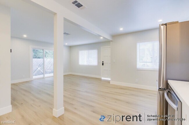 Foto del edificio - 2 br, 1 bath 4plex - 1815 San Andres St, S...