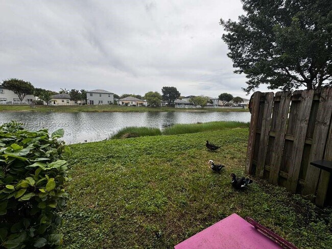 Foto del edificio - 2819 SE 1st Dr