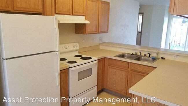 Building Photo - 18310 SE Abernethy Ln