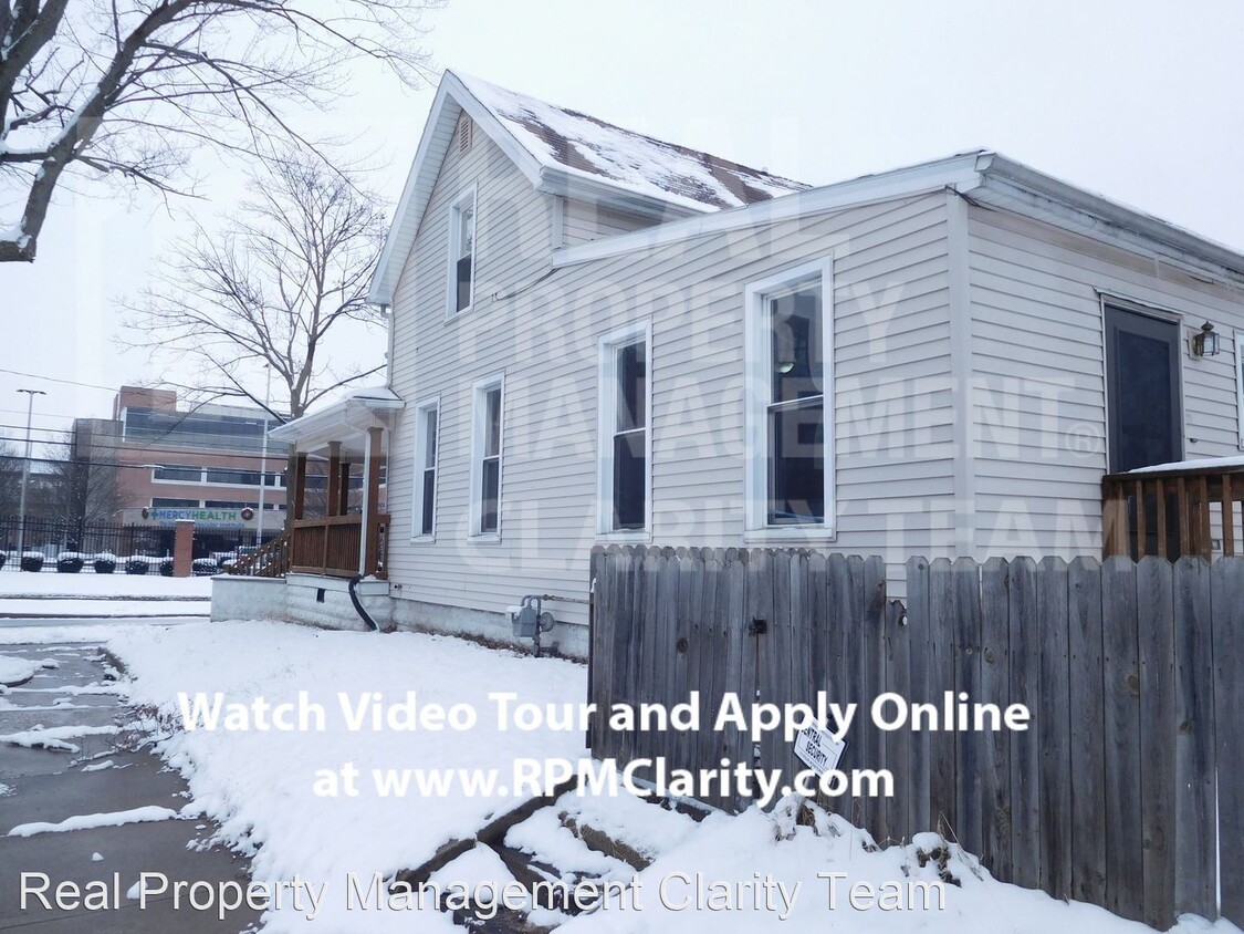Primary Photo - 4 br, 2 bath House - 2402 Walnut St