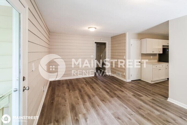 Building Photo - 6231 Willowbrook Drive, Riverdale, GA 30296