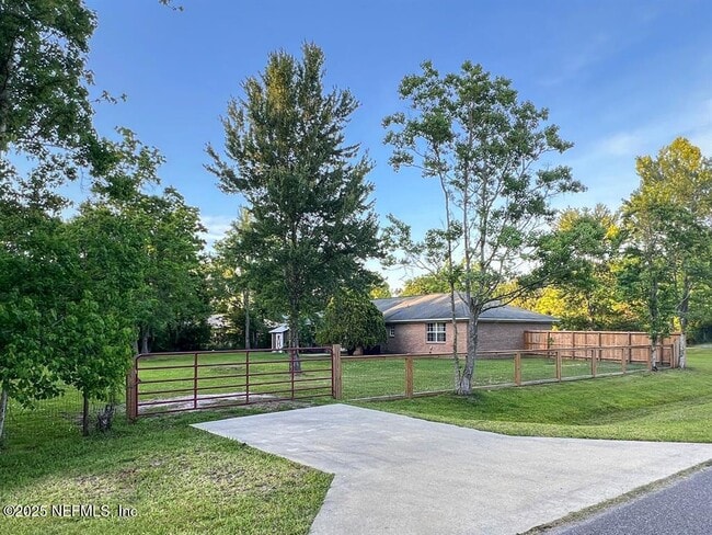 Foto del edificio - 54071 Armstrong Rd