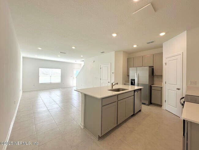Building Photo - 3644 Athenian Wy