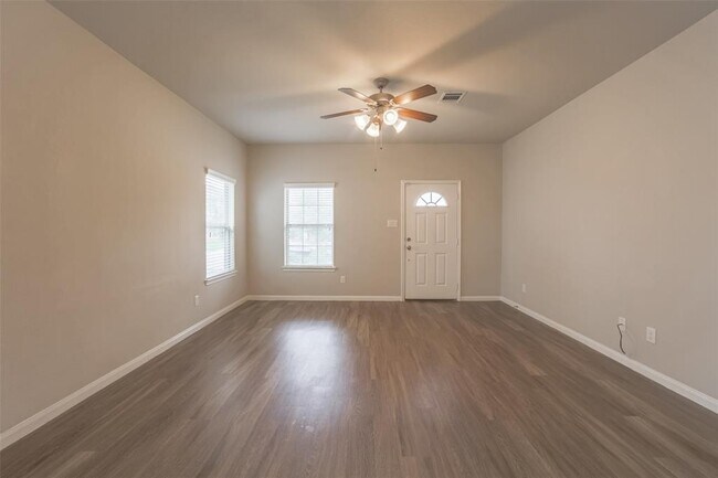 Building Photo - 3727 Bright Moon Ct