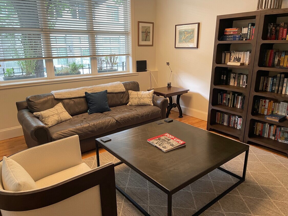 Foto principal - 1009 NW Hoyt St