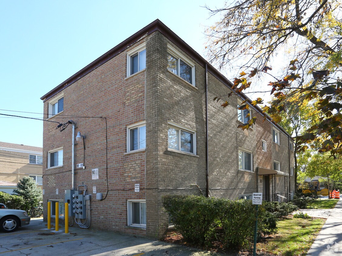 Foto del edificio - 101 Hartrey Ave