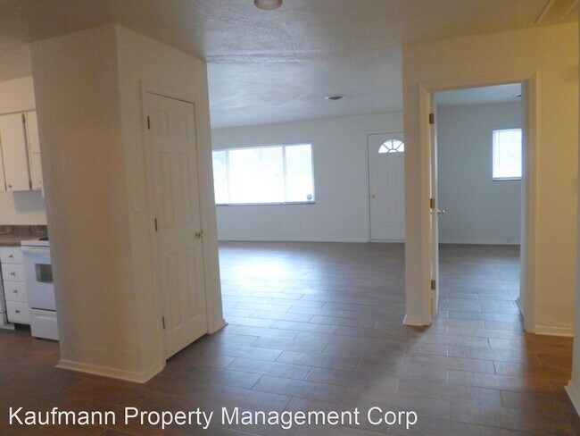 Building Photo - 3 br, 1 bath House - 3215 Norma Court