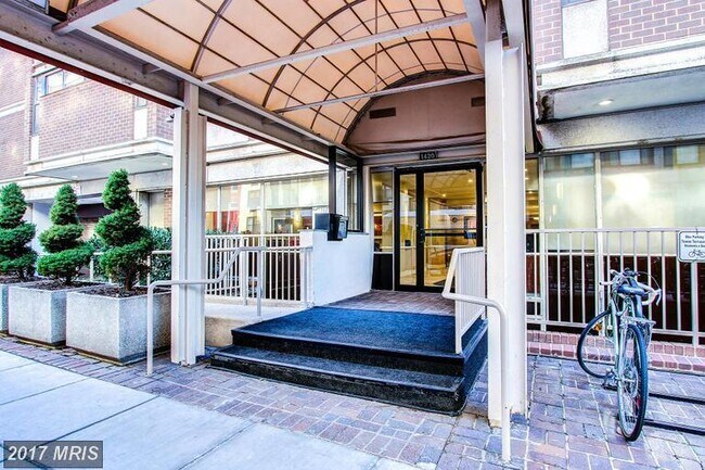 Foto del edificio - 1420 N St NW