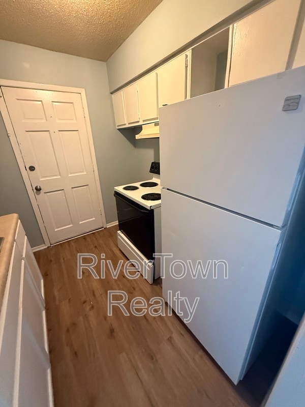 Building Photo - 3815 Ajanders Dr