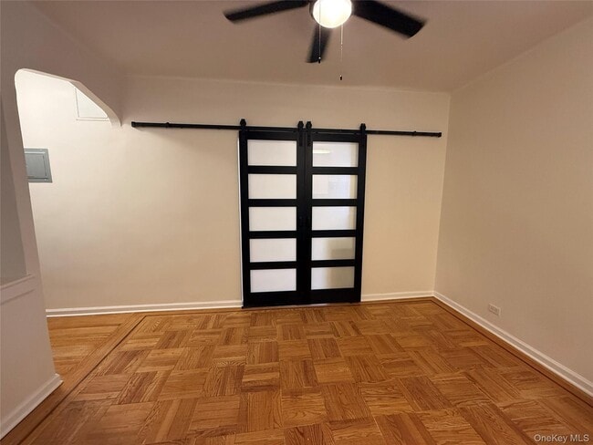 Building Photo - 2166 Bronx Pk E