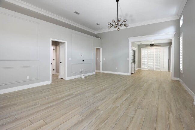 Building Photo - Pet-friendly, Newly Remodeled 2bd/2bth in Palmer Ranch