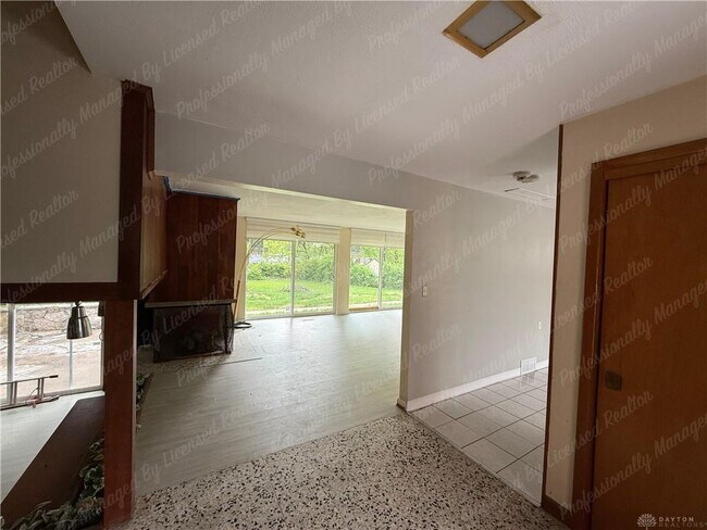 Building Photo - 3776 Dorset Dr
