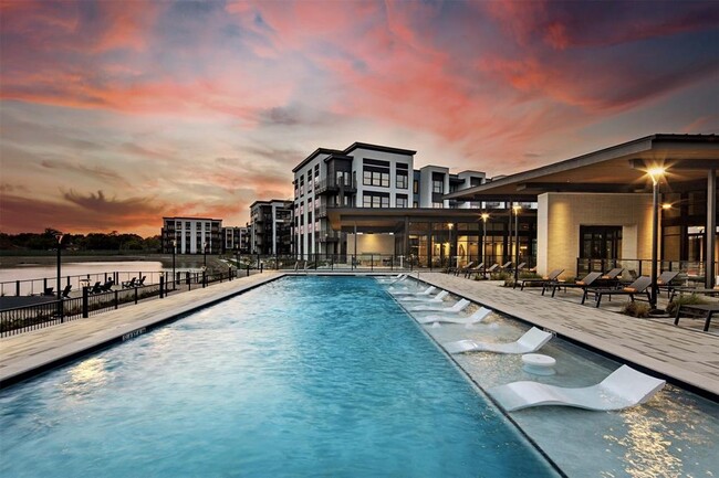 Foto del edificio - 10421 Deerwood Rd