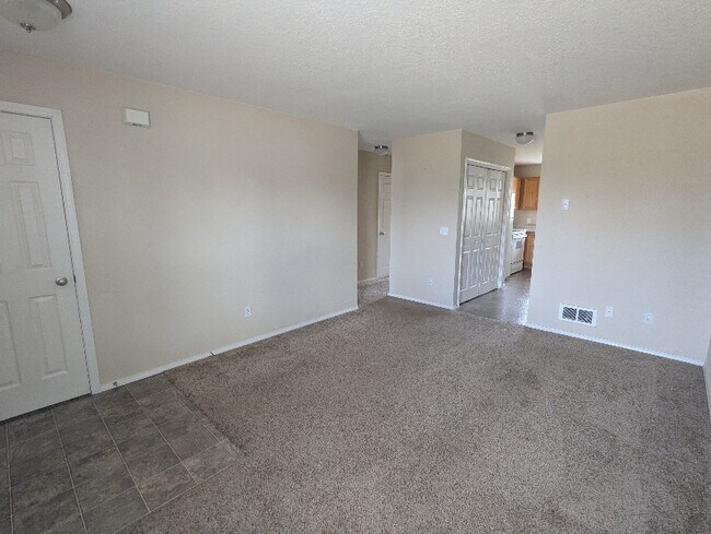 Foto del edificio - 7 Beth Rd