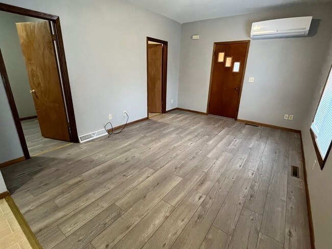 Foto del edificio - 2 Bed 1 Bath