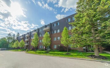 Building Photo - Elizabeth Towers