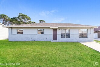 Building Photo - 674 Altamira St NW