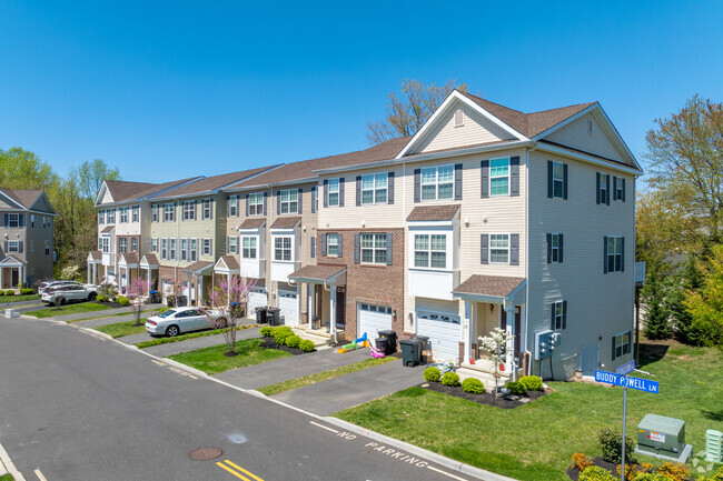 Building Photo - Georgetown Mews Townhomes