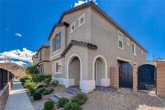 Building Photo - 1360 Cerulean Ave