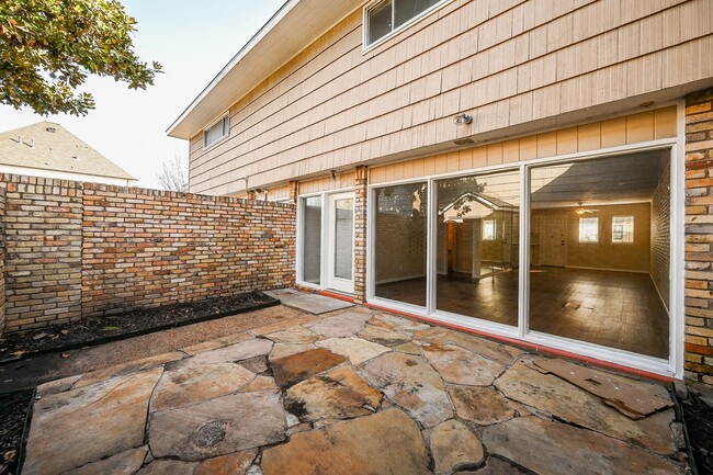 Building Photo - 4723 Merwin St
