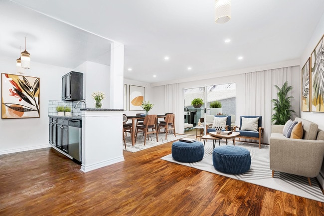 Building Photo - The Hillpointe