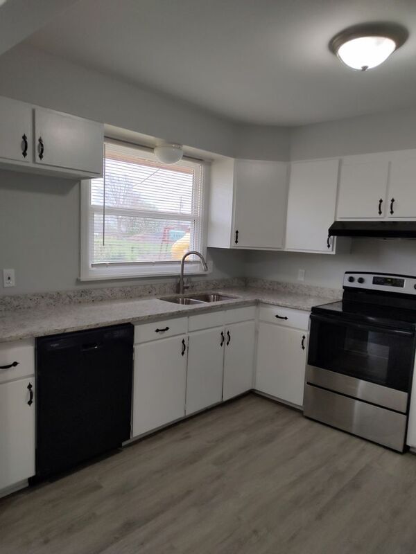 Building Photo - 11515 Delmar Dr