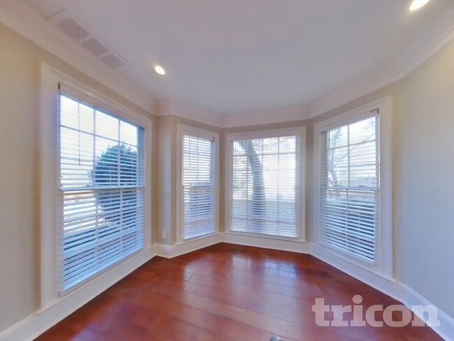 Building Photo - 1050 Swan Mill Ct