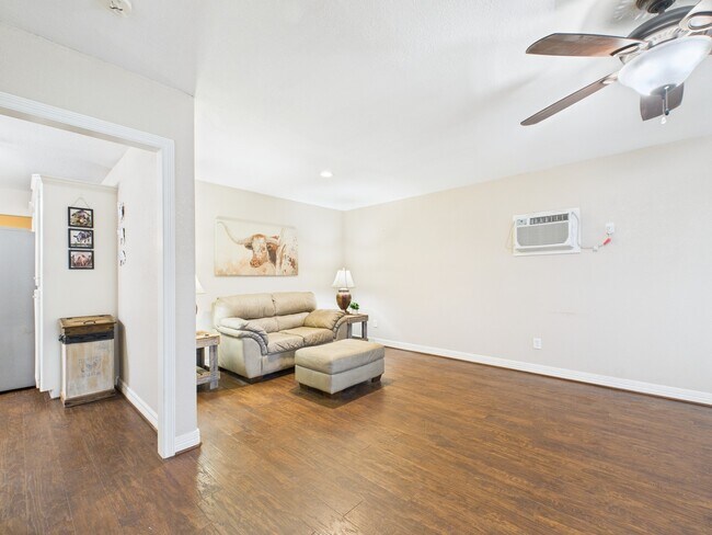 Foto del edificio - 15802 Firetower Rd