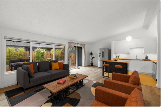 Puesta en escena virtualmente - 6921 NE 15th Ave