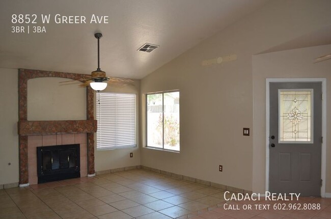 Building Photo - Great Peoria Single Family Home