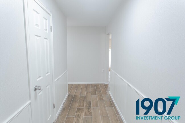 Foto del edificio - 1524 Oakcliff Rd