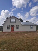 Building Photo - 71322 Sharon Rd