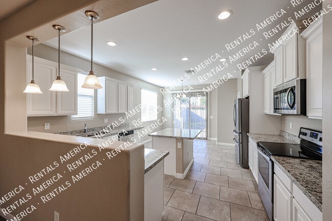 Building Photo - 7526 S 28th Pl